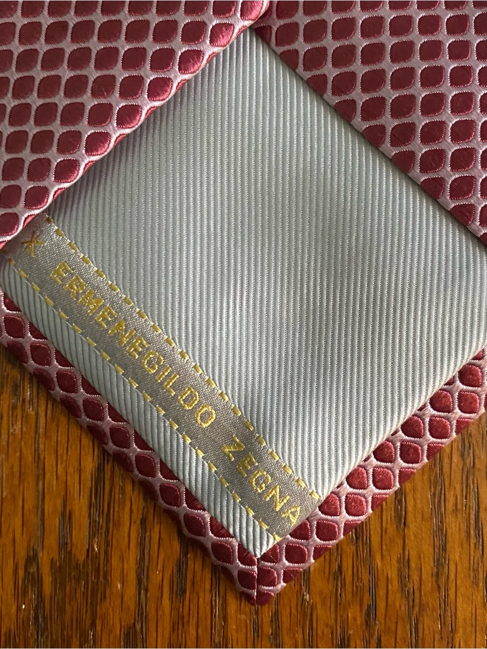 Ermenegildo Zegna Red Geometric Silk Tie Made in Italy - Picture 2 of 4